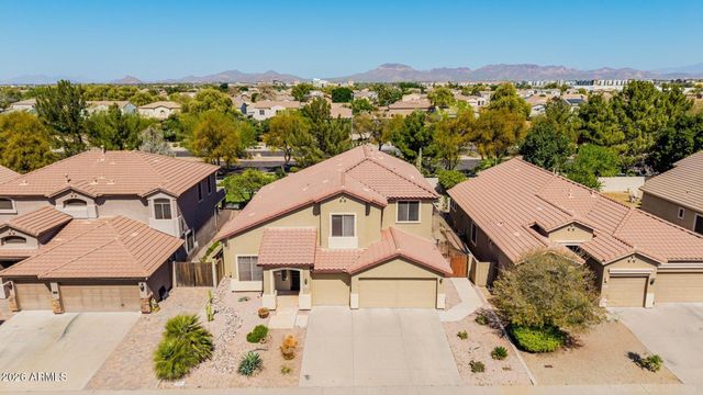 10438 E KNOWLES Avenue, Mesa, AZ 85209