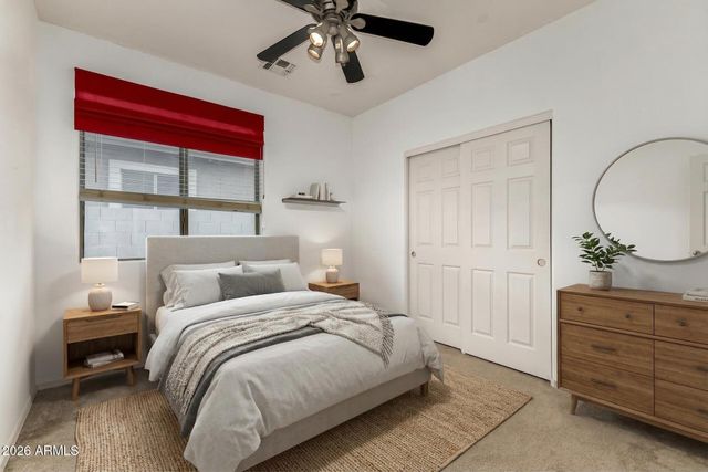 10438 E KNOWLES Avenue, Mesa, AZ 85209