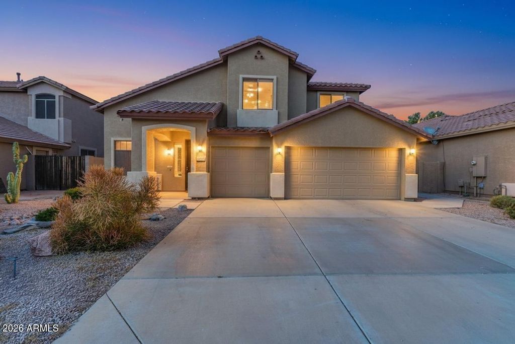 10438 E KNOWLES Avenue, Mesa, AZ 85209