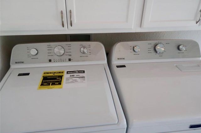 2717 Avenue D, Dickinson, TX 77539