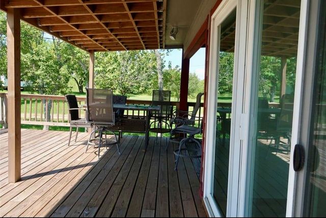 2717 Avenue D, Dickinson, TX 77539