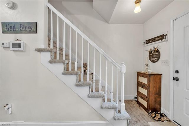 613 Mill Landing RD, Chesapeake, VA 23322