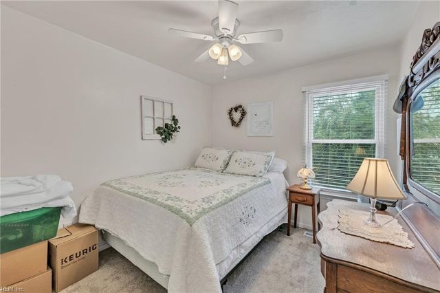 613 Mill Landing RD, Chesapeake, VA 23322