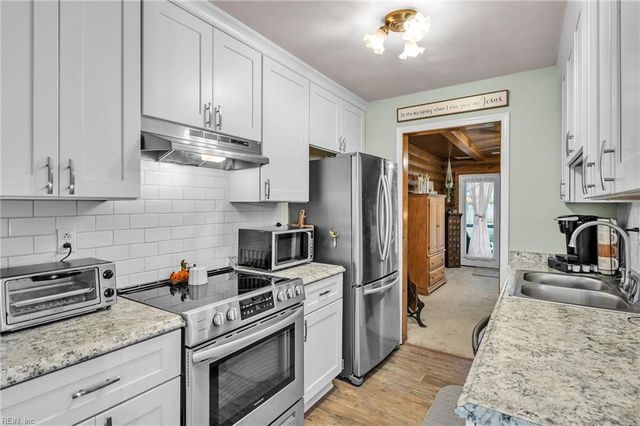 613 Mill Landing RD, Chesapeake, VA 23322