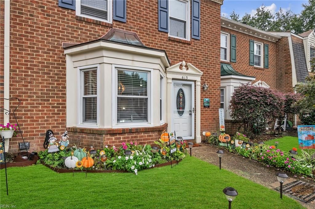 613 Mill Landing RD, Chesapeake, VA 23322