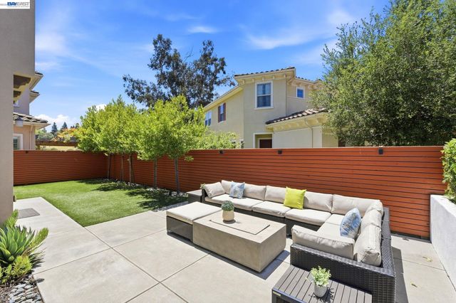 1980 Castillejo Way, Fremont, CA 94539
