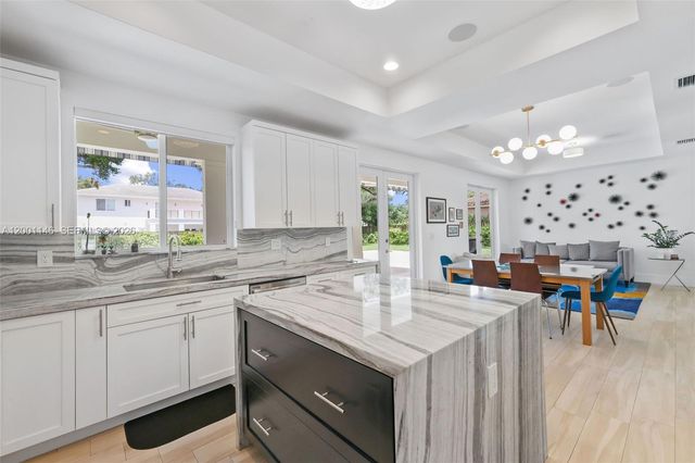 14831 SW 93rd Ct, Miami, FL 33176