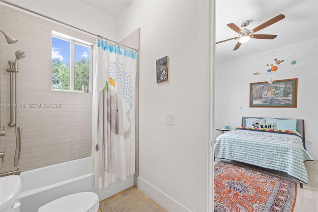 14831 SW 93rd Ct, Miami, FL 33176