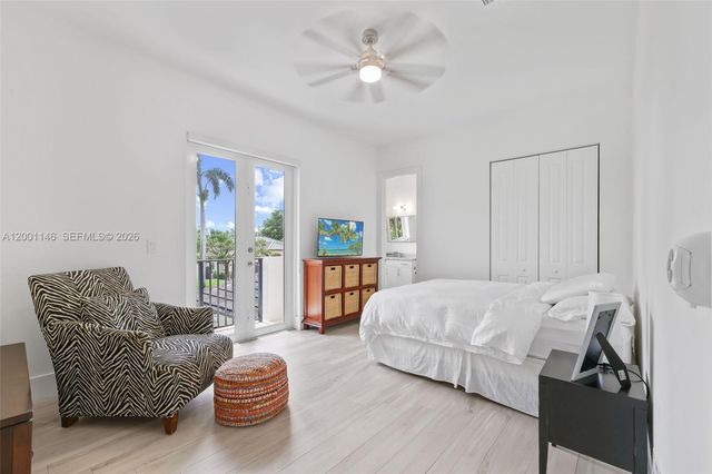 14831 SW 93rd Ct, Miami, FL 33176