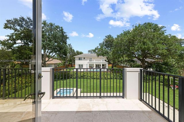 14831 SW 93rd Ct, Miami, FL 33176