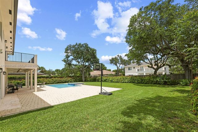 14831 SW 93rd Ct, Miami, FL 33176