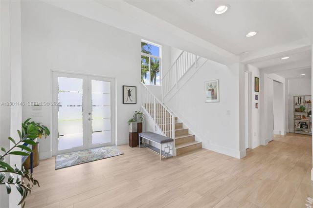 14831 SW 93rd Ct, Miami, FL 33176