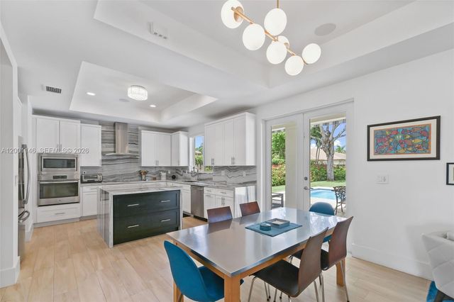 14831 SW 93rd Ct, Miami, FL 33176