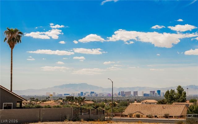 649 Wilshire Boulevard, Las Vegas, NV 89110