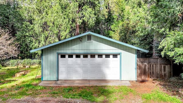 11312 Alpine Ln, Grass Valley, CA 95945
