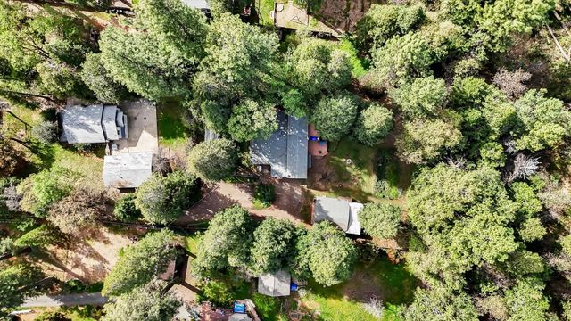 11312 Alpine Ln, Grass Valley, CA 95945