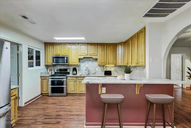 11312 Alpine Ln, Grass Valley, CA 95945