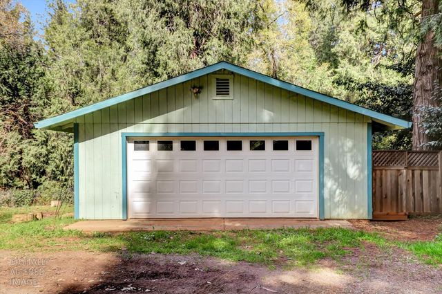 11312 Alpine Ln, Grass Valley, CA 95945