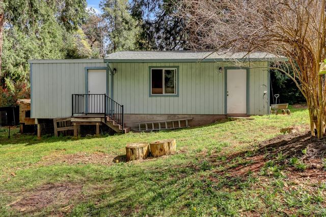 11312 Alpine Ln, Grass Valley, CA 95945