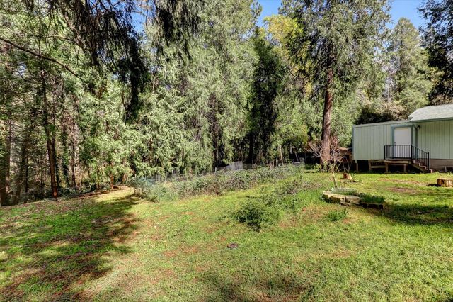 11312 Alpine Ln, Grass Valley, CA 95945