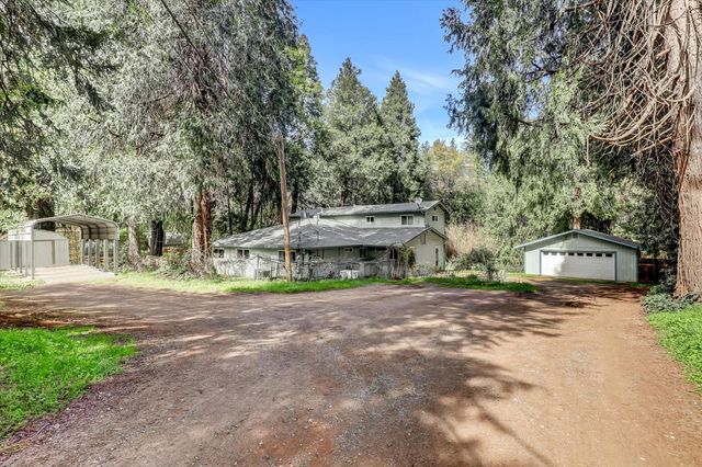 11312 Alpine Ln, Grass Valley, CA 95945