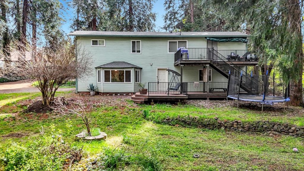 11312 Alpine Ln, Grass Valley, CA 95945