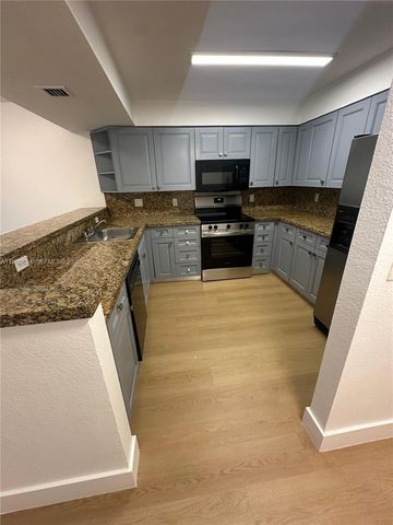 5122 NW 79th Ave 103, Doral, FL 33166