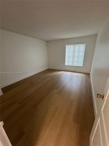 5122 NW 79th Ave 103, Doral, FL 33166