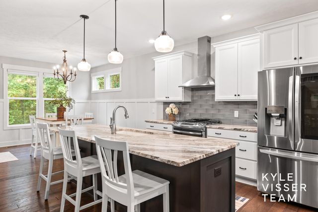 6283 Boulder Ridge Drive Ne, Plainfield Twp, MI 49306