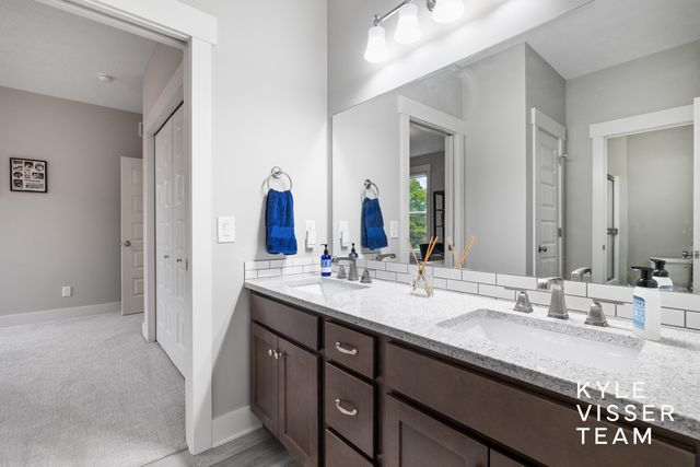 6283 Boulder Ridge Drive Ne, Plainfield Twp, MI 49306