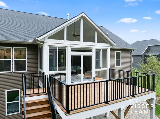 6283 Boulder Ridge Drive Ne, Plainfield Twp, MI 49306