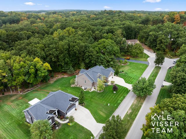 6283 Boulder Ridge Drive Ne, Plainfield Twp, MI 49306