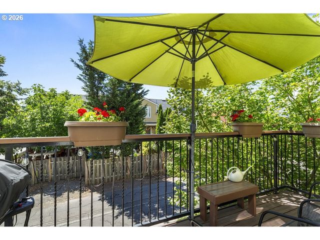 2508 Nw 2ND Ter, Gresham, OR 97030