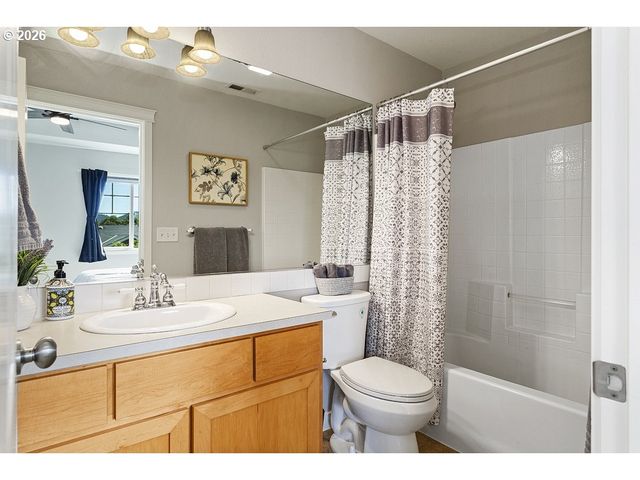 2508 Nw 2ND Ter, Gresham, OR 97030