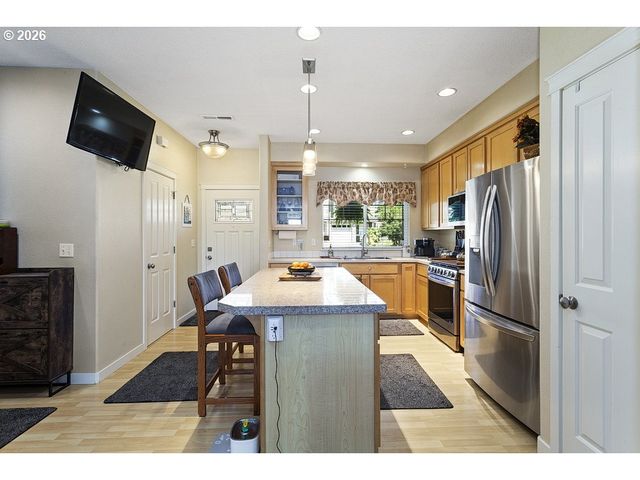 2508 Nw 2ND Ter, Gresham, OR 97030