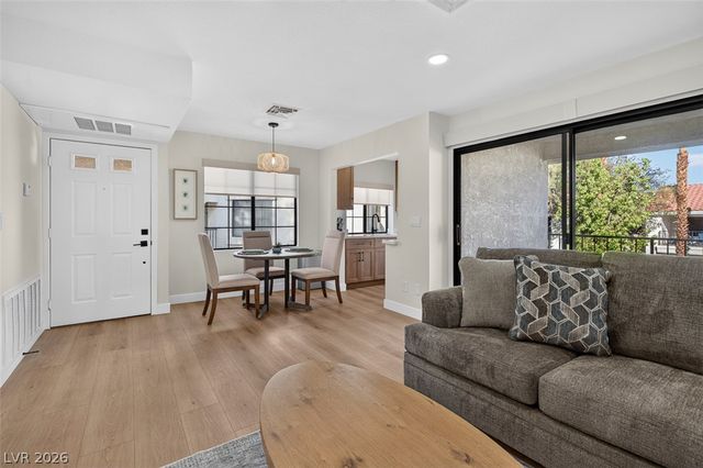 4854 Nara Vista Way 201, Las Vegas, NV 89103