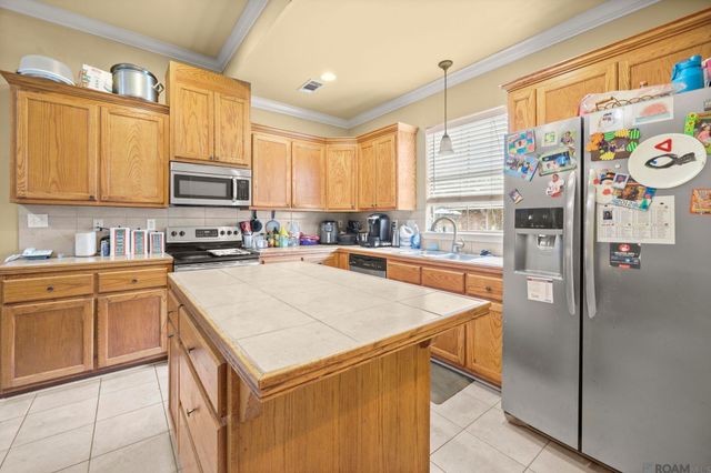 17532 Wisdom Dr, Baker, LA 70714