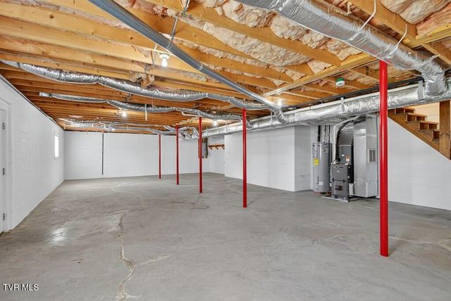 153 Brandon Lane, Bristol, VA 24201