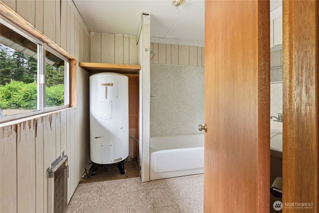 220 Shady Glen Lane, Easton, WA 98925