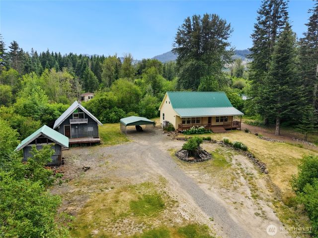 220 Shady Glen Lane, Easton, WA 98925