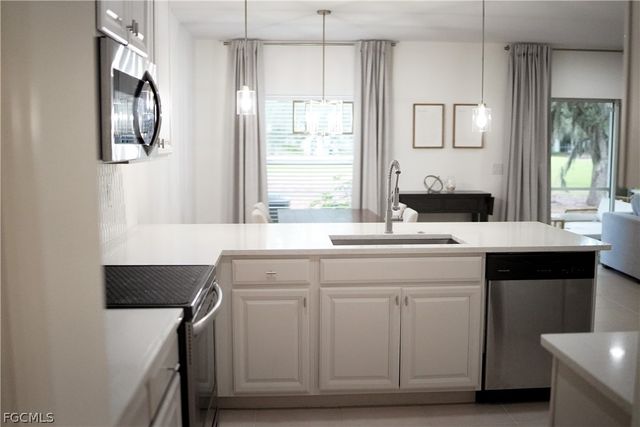 12109 Palm Cove ST, Fort Myers, FL 33913