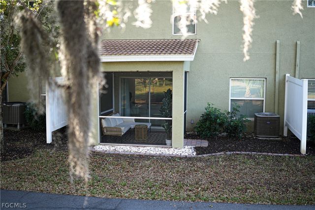 12109 Palm Cove ST, Fort Myers, FL 33913
