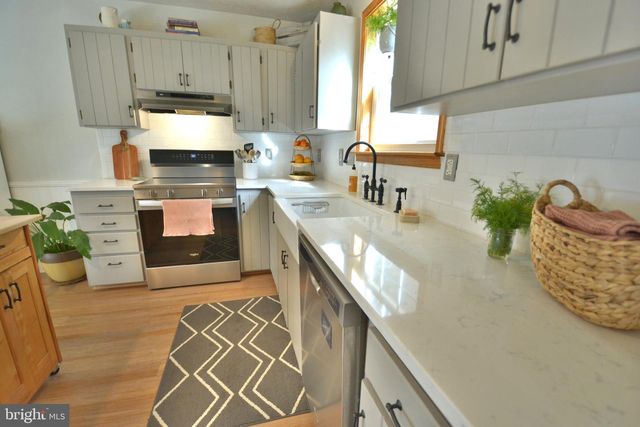 160 COUNTRY SQUIRE LN, Winchester, VA 22603