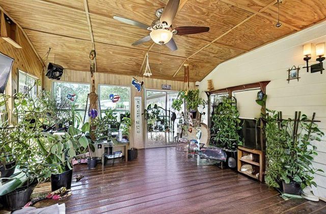 17106 Pickering Road, Conroe, TX 77302