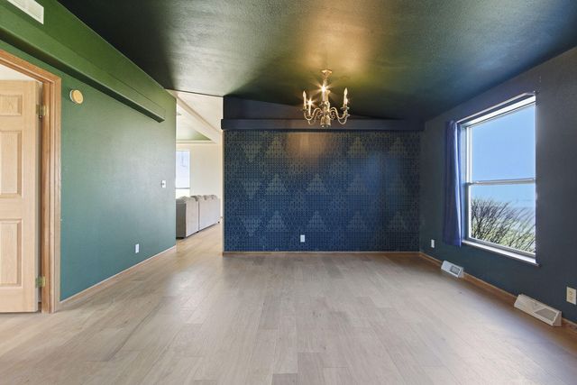 5281 N BURNING BUSH RD, Columbia, MO 65202