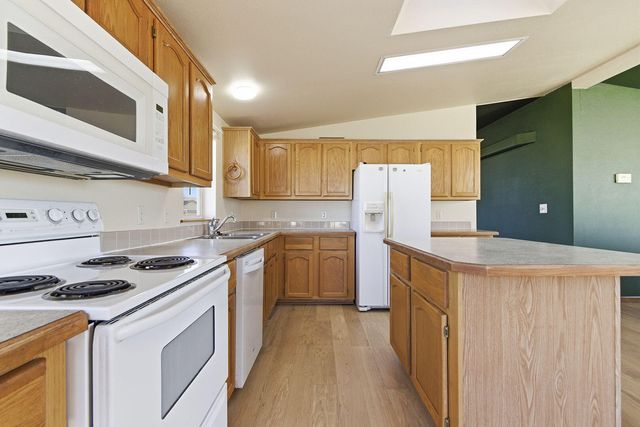 5281 N BURNING BUSH RD, Columbia, MO 65202