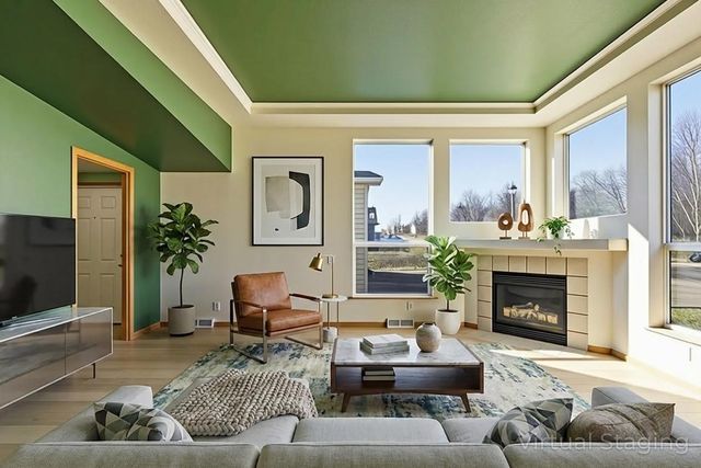 5281 N BURNING BUSH RD, Columbia, MO 65202