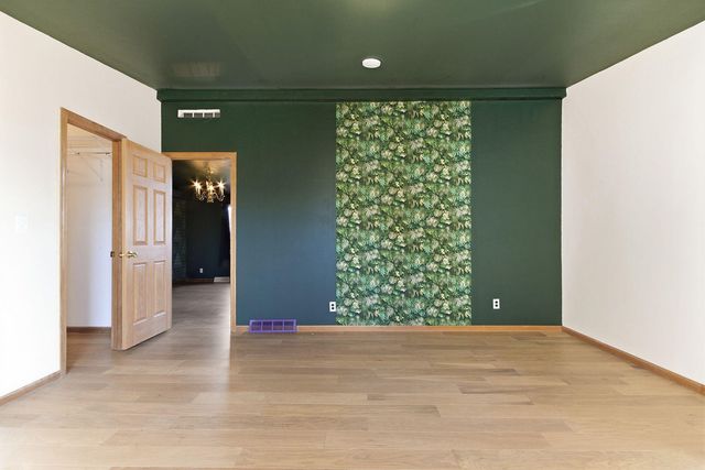 5281 N BURNING BUSH RD, Columbia, MO 65202