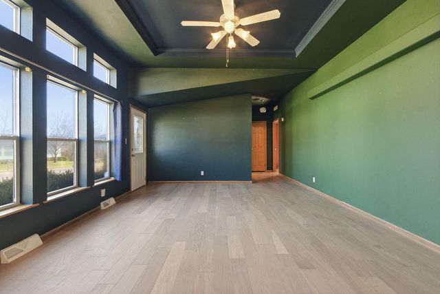 5281 N BURNING BUSH RD, Columbia, MO 65202