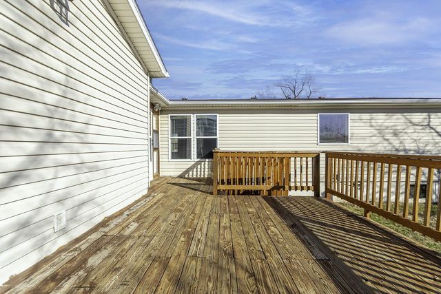 5281 N BURNING BUSH RD, Columbia, MO 65202